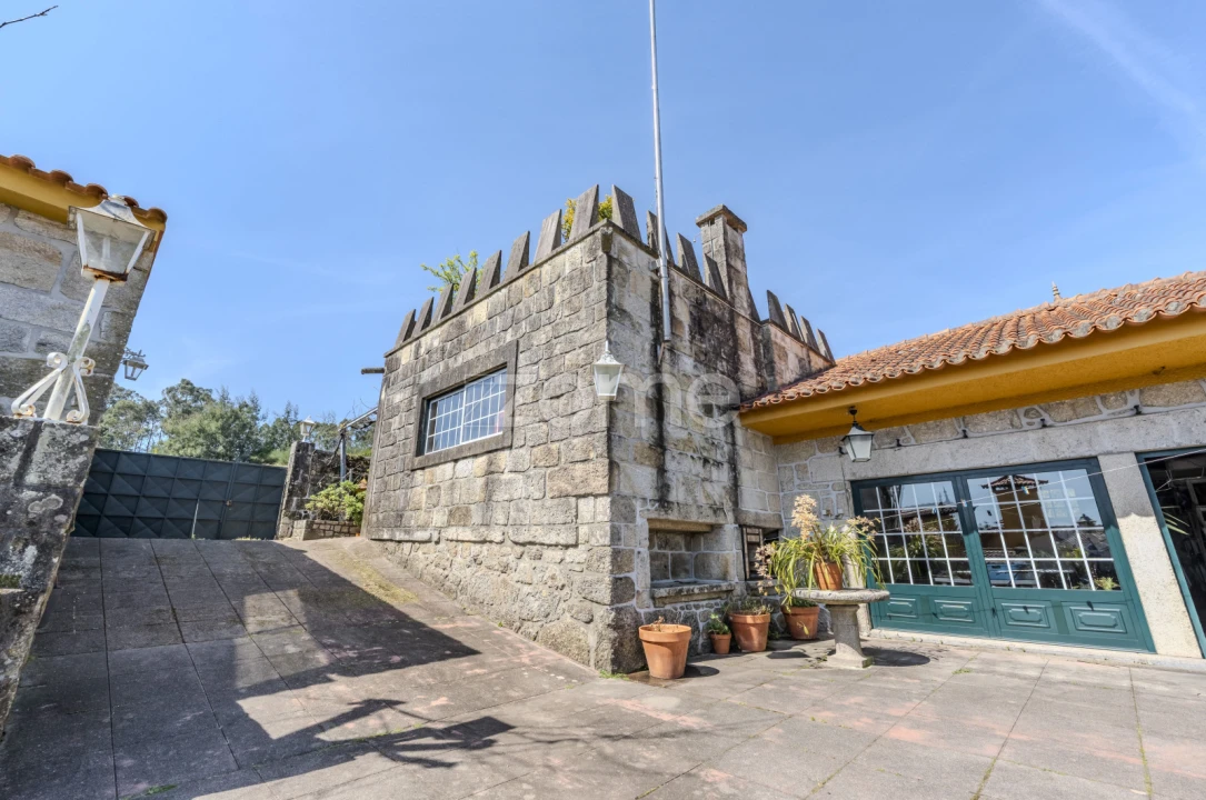 Moradia T5 para Venda em Palmeira de Faro e Curvos Foto 43