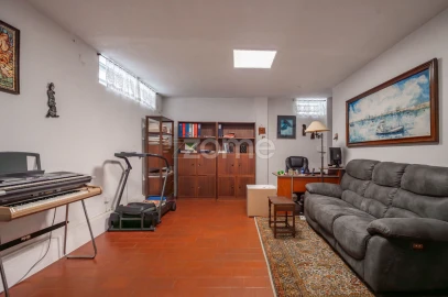 Moradia T4 para Venda em Vila Nova da Telha