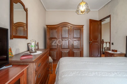 Moradia T4 para Venda em Vila Nova da Telha