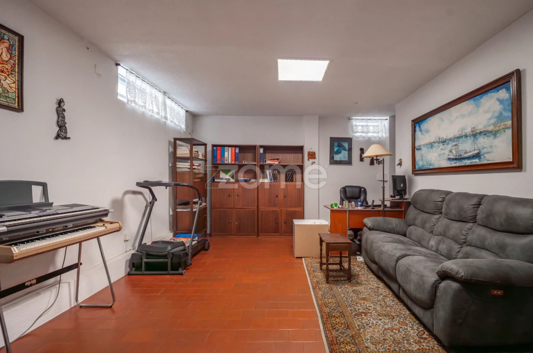 Moradia T4 para Venda em Vila Nova da Telha Foto 22