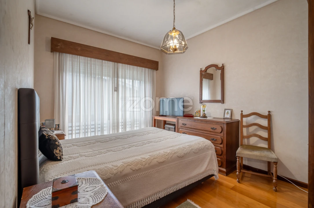 Moradia T4 para Venda em Vila Nova da Telha Foto 26