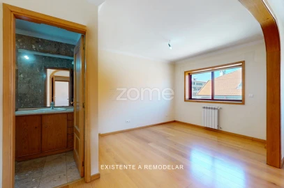 Apartamento T6 para Venda em Santa Marinha e São Pedro da Afurada
