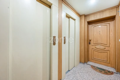Apartamento T6 para Venda em Santa Marinha e São Pedro da Afurada