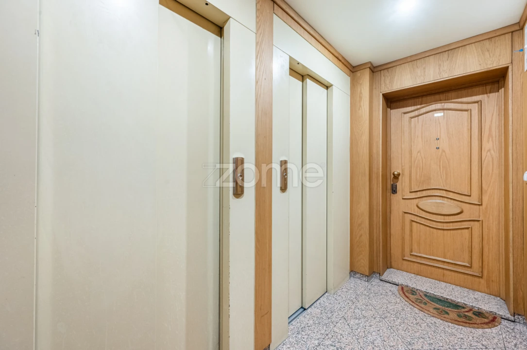 Apartamento T6 para Venda em Santa Marinha e São Pedro da Afurada Foto 10