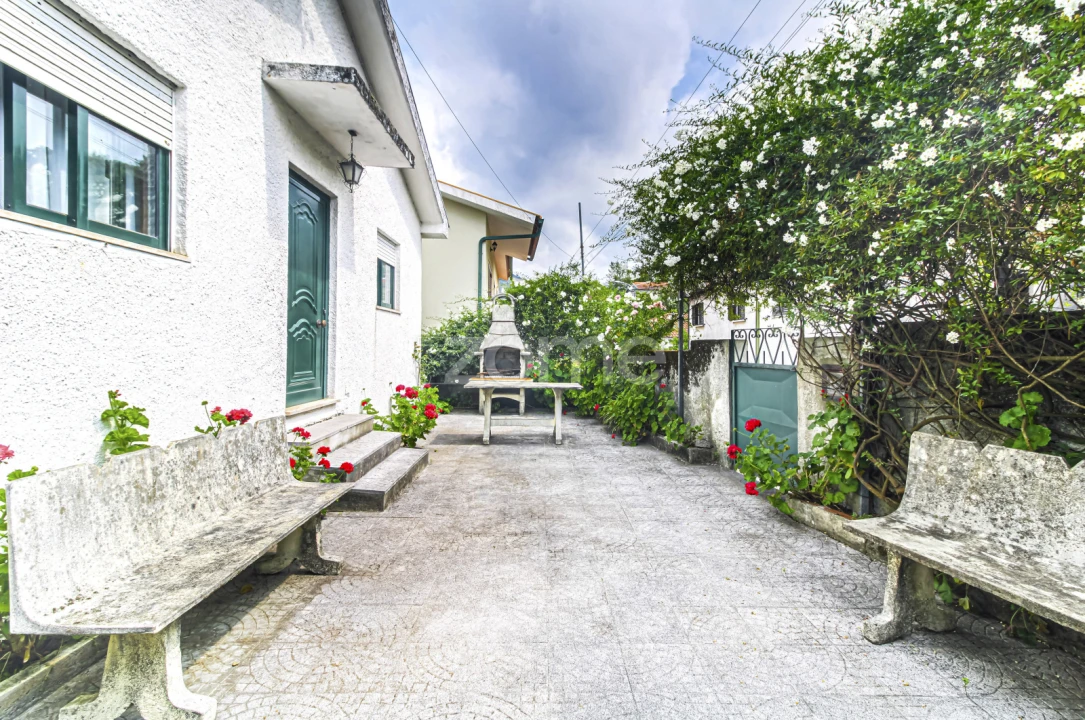 Moradia T3 para Venda em Cerva e Limões Foto 2