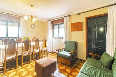 Moradia T3 para Venda em Cerva e Limões