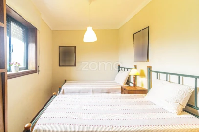 Moradia T3 para Venda em Cerva e Limões