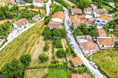Moradia T3 para Venda em Cerva e Limões