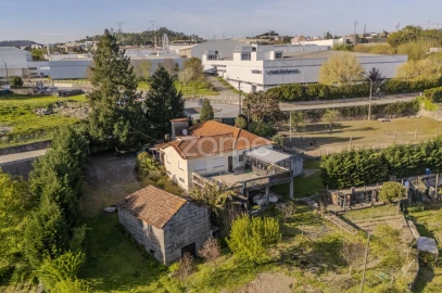 Moradia T4 para Venda em Gondar