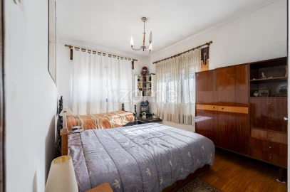 Moradia T4 para Venda em Gondar