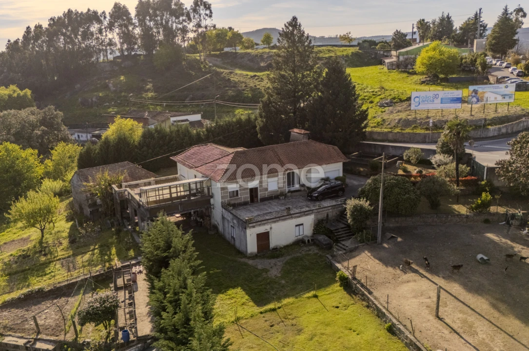 Moradia T4 para Venda em Gondar Foto 2