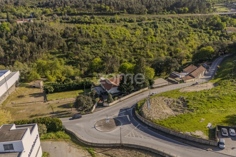 Moradia T4 para Venda em Gondar Foto 3