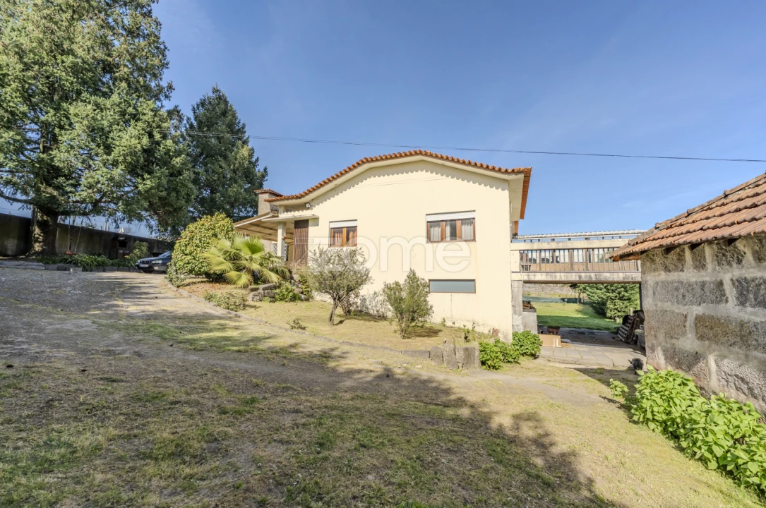 Moradia T4 para Venda em Gondar Foto 6