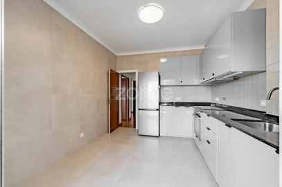 Apartamento T2 para Arrendamento em Braga (Maximinos, Sé e Cividade)