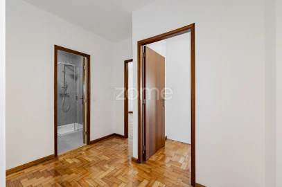 Apartamento T2 para Arrendamento em Braga (Maximinos, Sé e Cividade)