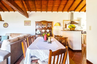 Moradia T4 para Venda em Infesta