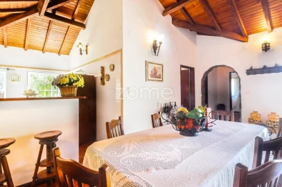 Moradia T4 para Venda em Infesta