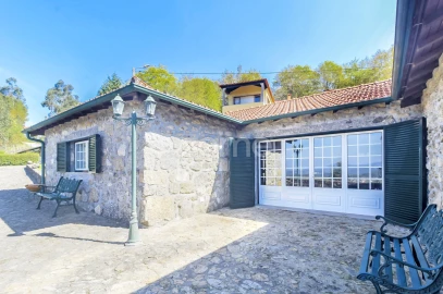 Moradia T4 para Venda em Infesta