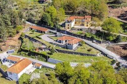 Moradia T4 para Venda em Infesta