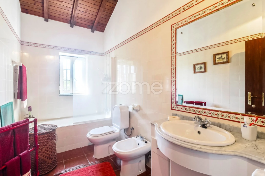 Moradia T4 para Venda em Infesta Foto 23