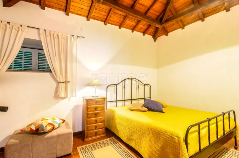 Moradia T4 para Venda em Infesta Foto 31