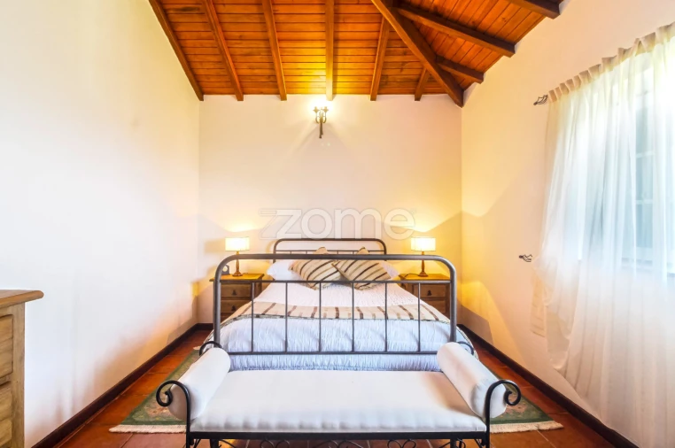 Moradia T4 para Venda em Infesta Foto 25