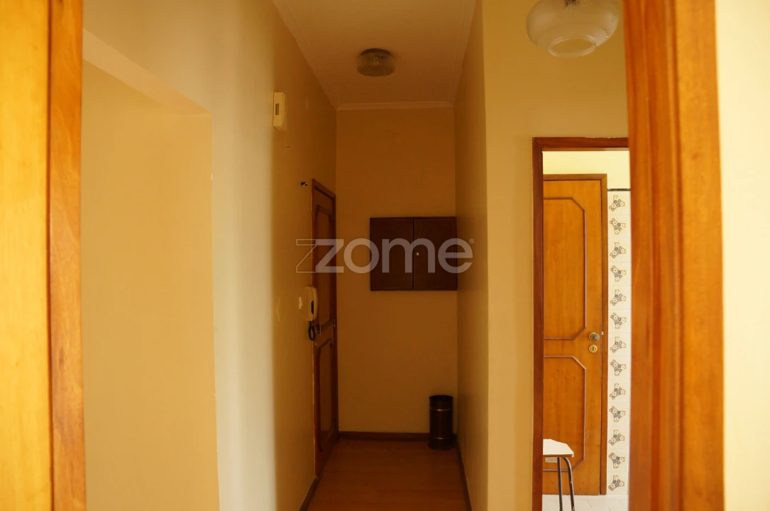 Apartamento T2 para Venda em Rio Tinto Foto 1