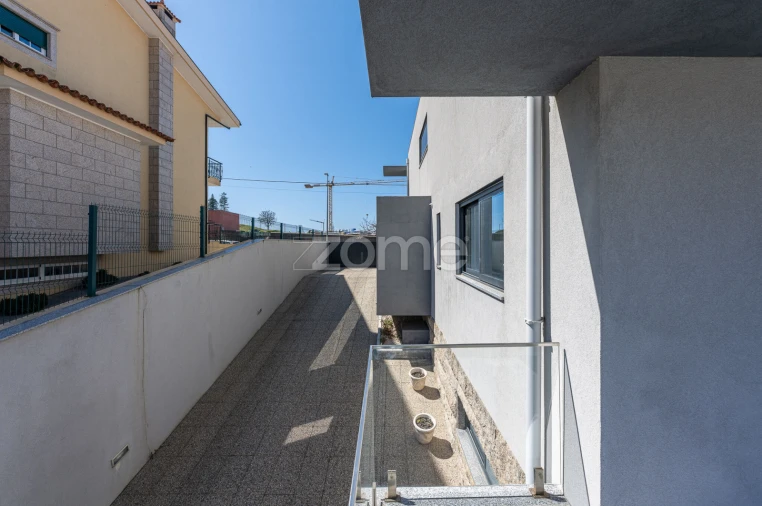 Moradia T3 para Venda em Canidelo Foto 28