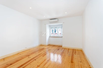 Apartamento T2 para Venda em Santo António