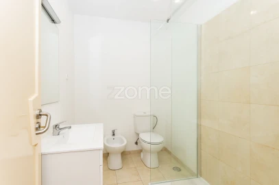 Apartamento T2 para Venda em Santo António