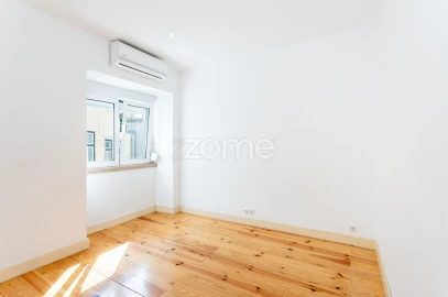 Apartamento T2 para Venda em Santo António