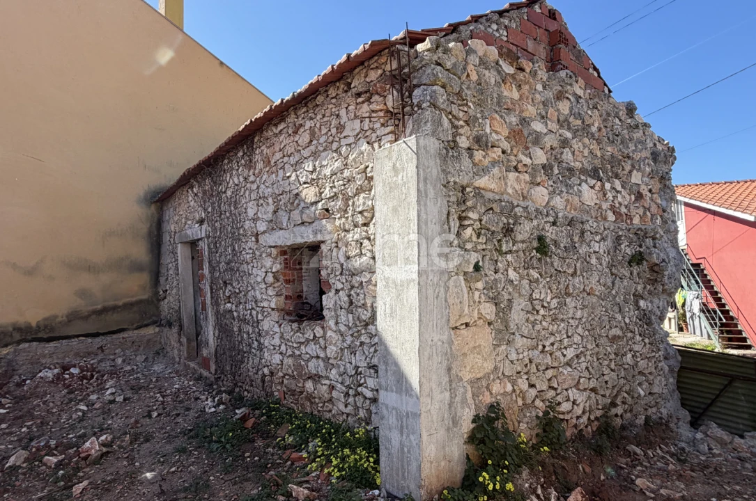 Moradia T1 para Venda em São Martinho de Árvore e Lamarosa Foto 11