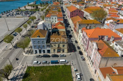 Moradia T5 para Venda em Buarcos