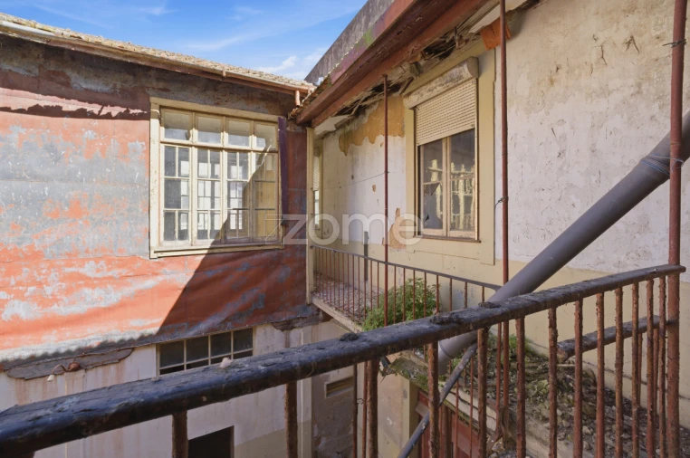 Moradia T5 para Venda em Buarcos Foto 16