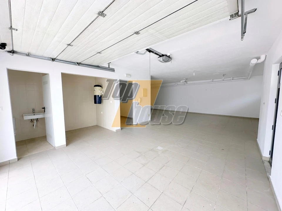 Moradia T5 para Venda em Laranjeiro e Feijó Foto 36