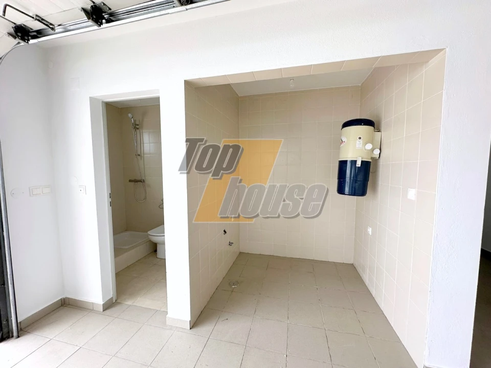 Moradia T5 para Venda em Laranjeiro e Feijó Foto 41