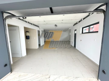 Moradia T5 para Venda em Laranjeiro e Feijó