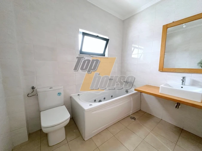 Moradia T5 para Venda em Laranjeiro e Feijó Foto 25