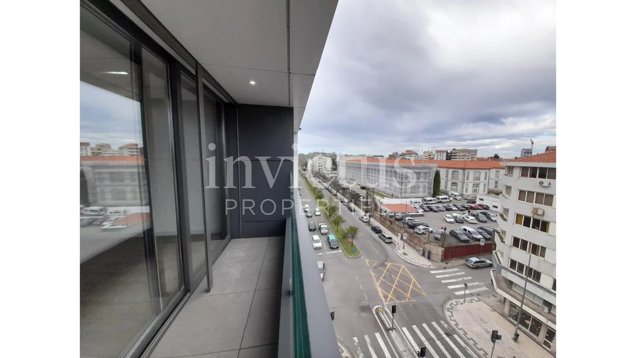 Apartamento T3 para Venda em Cedofeita, Santo Ildefonso, Sé, Miragaia, São Nicolau e Vitória Foto 17