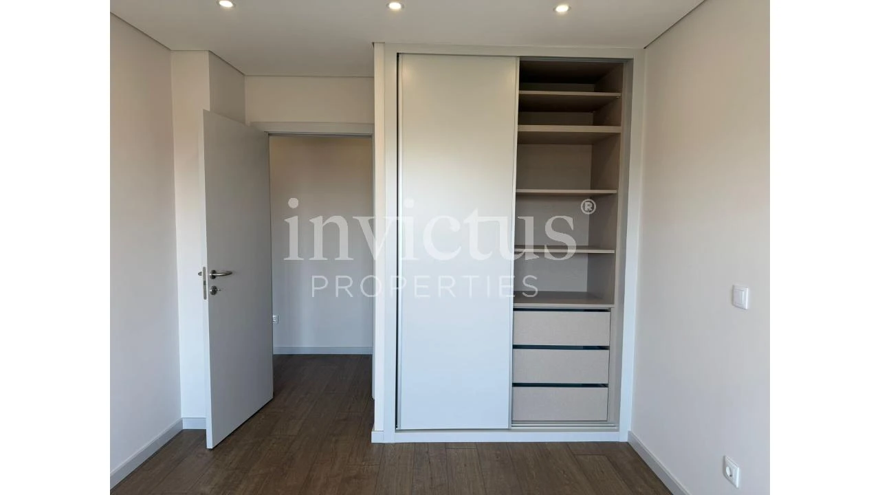 Apartamento T3 para Venda em Cedofeita, Santo Ildefonso, Sé, Miragaia, São Nicolau e Vitória Foto 17