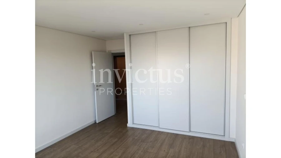 Apartamento T3 para Venda em Cedofeita, Santo Ildefonso, Sé, Miragaia, São Nicolau e Vitória Foto 4
