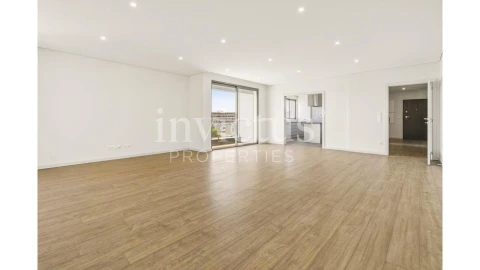 Apartamento T4 para Venda em Cedofeita, Santo Ildefonso, Sé, Miragaia, São Nicolau e Vitória