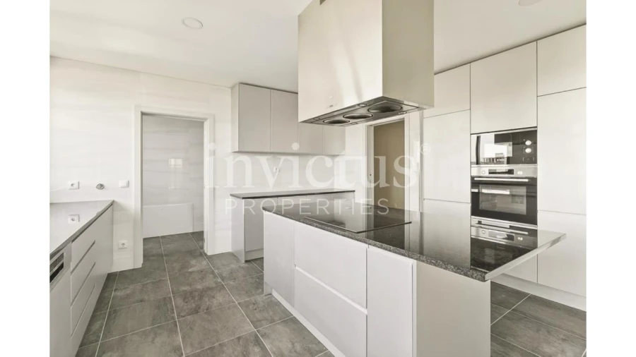 Apartamento T4 para Venda em Cedofeita, Santo Ildefonso, Sé, Miragaia, São Nicolau e Vitória Foto 8