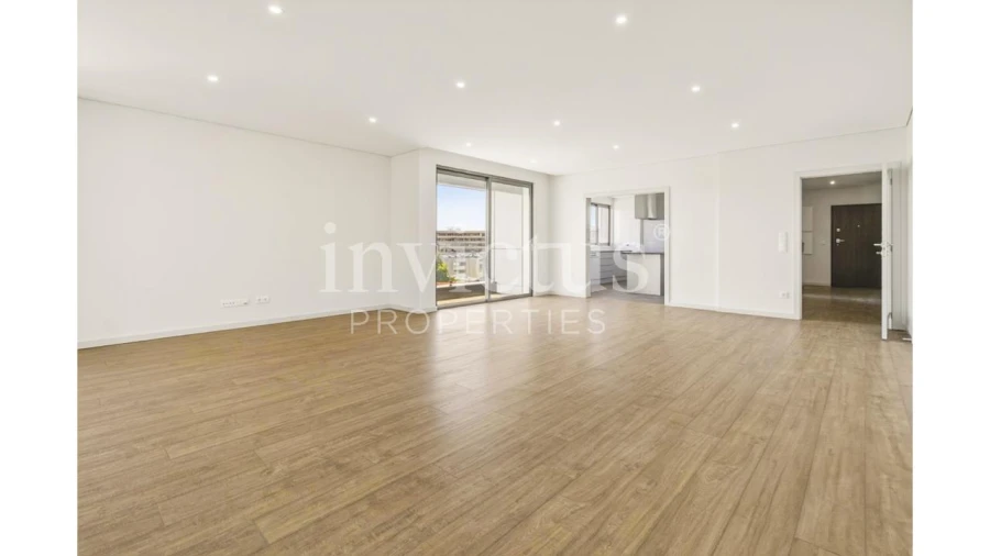 Apartamento T4 para Venda em Cedofeita, Santo Ildefonso, Sé, Miragaia, São Nicolau e Vitória Foto 12