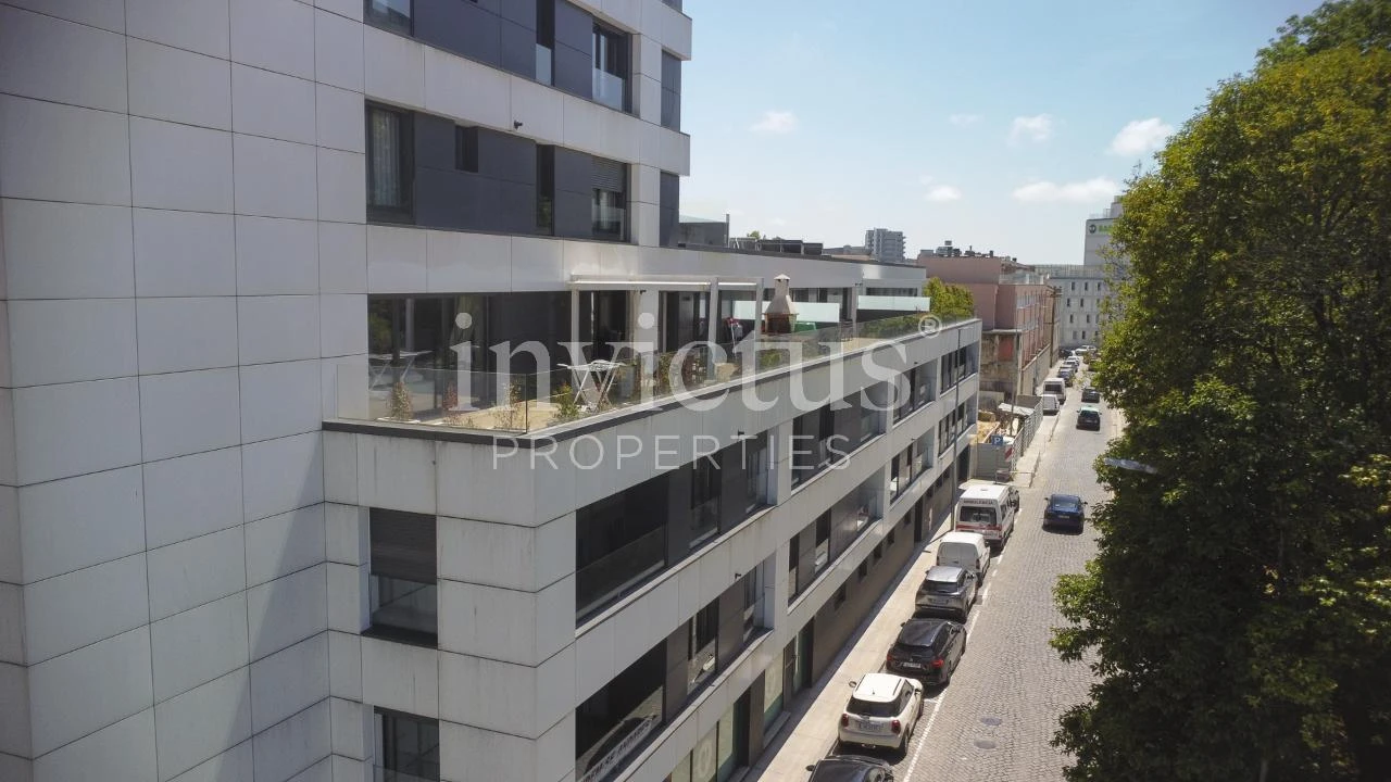 Apartamento T4 para Venda em Cedofeita, Santo Ildefonso, Sé, Miragaia, São Nicolau e Vitória Foto 3
