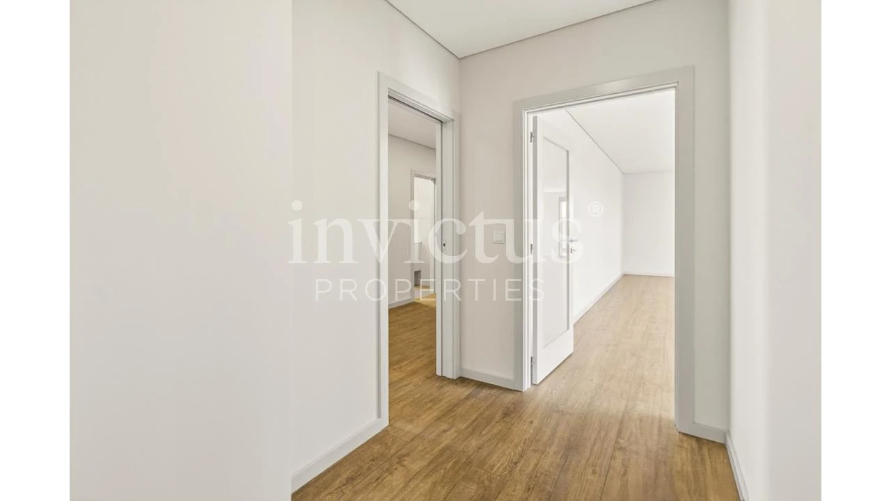 Apartamento T4 para Venda em Cedofeita, Santo Ildefonso, Sé, Miragaia, São Nicolau e Vitória Foto 7