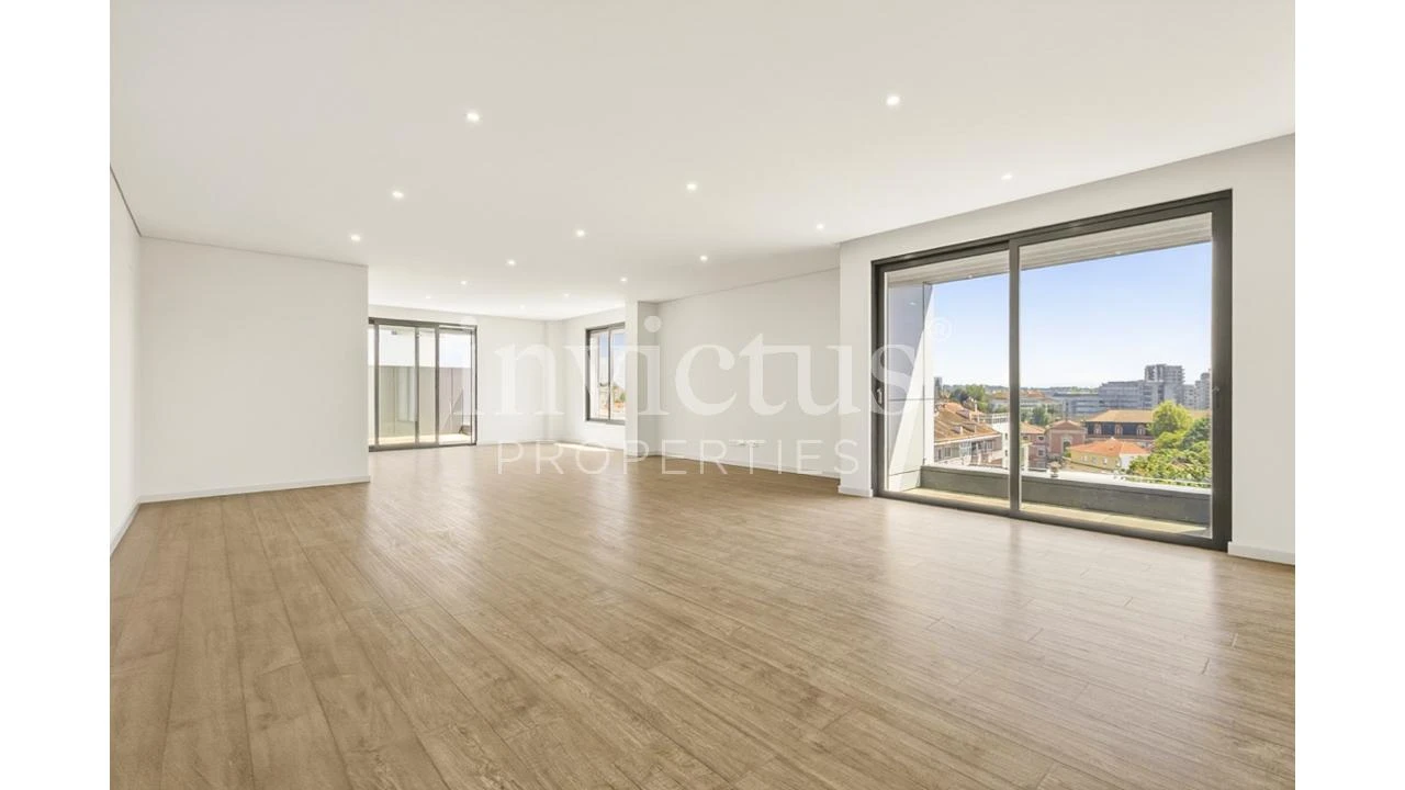 Apartamento T4 para Venda em Cedofeita, Santo Ildefonso, Sé, Miragaia, São Nicolau e Vitória Foto 13