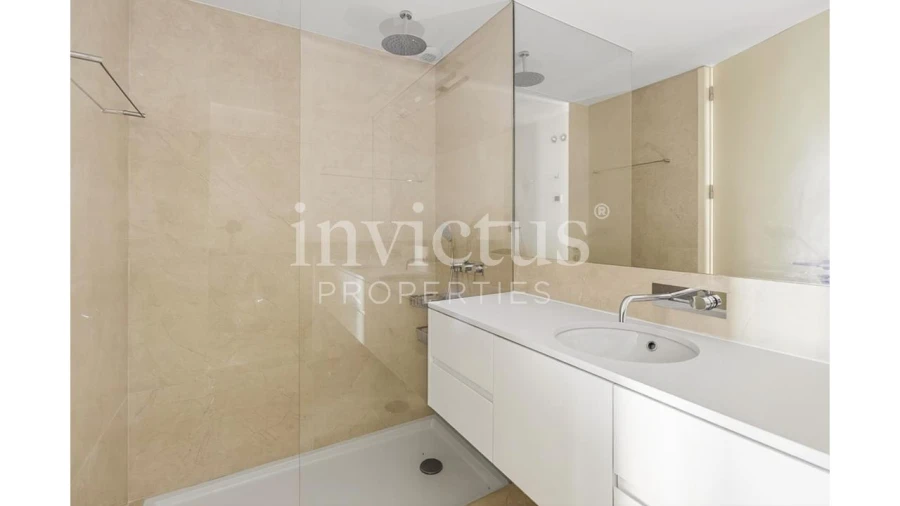 Apartamento T2 para Venda em Cedofeita, Santo Ildefonso, Sé, Miragaia, São Nicolau e Vitória Foto 22