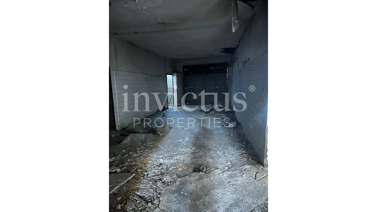 Prédio para Venda em Milheiros Foto 10