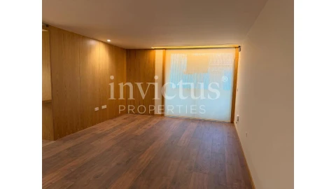 Apartamento T2 para Arrendamento em Cedofeita, Santo Ildefonso, Sé, Miragaia, São Nicolau e Vitória